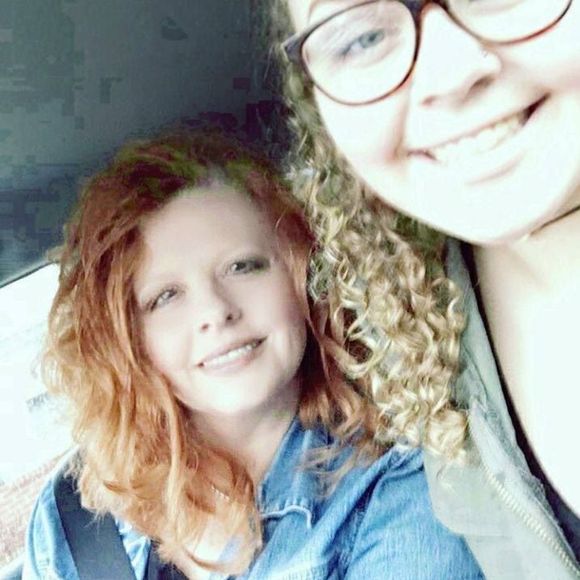 Meet your Posher, Chrissy - Picture 1 of 1